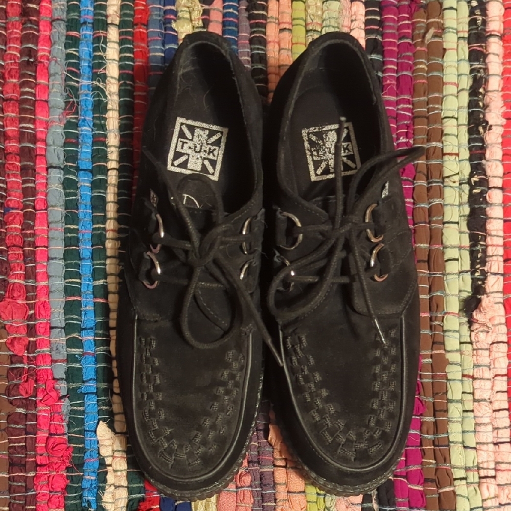TUK Viva Low Creepers